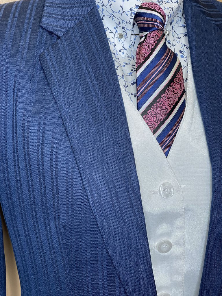 BLUE TONE ON TONE STRIPE BECKER BROTHERS DAY SUIT