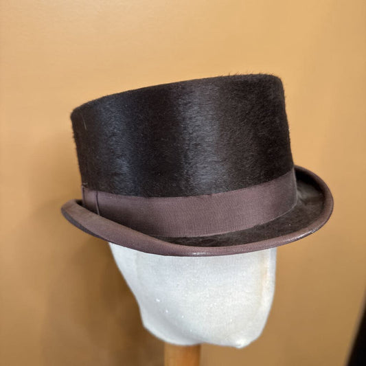 BROWN TOP HAT 7 3/8