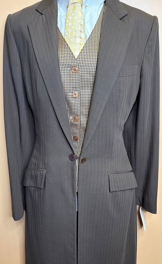 MEN'S BROWN PINSTRIPE SHOW SEASONS DAY SUIT
