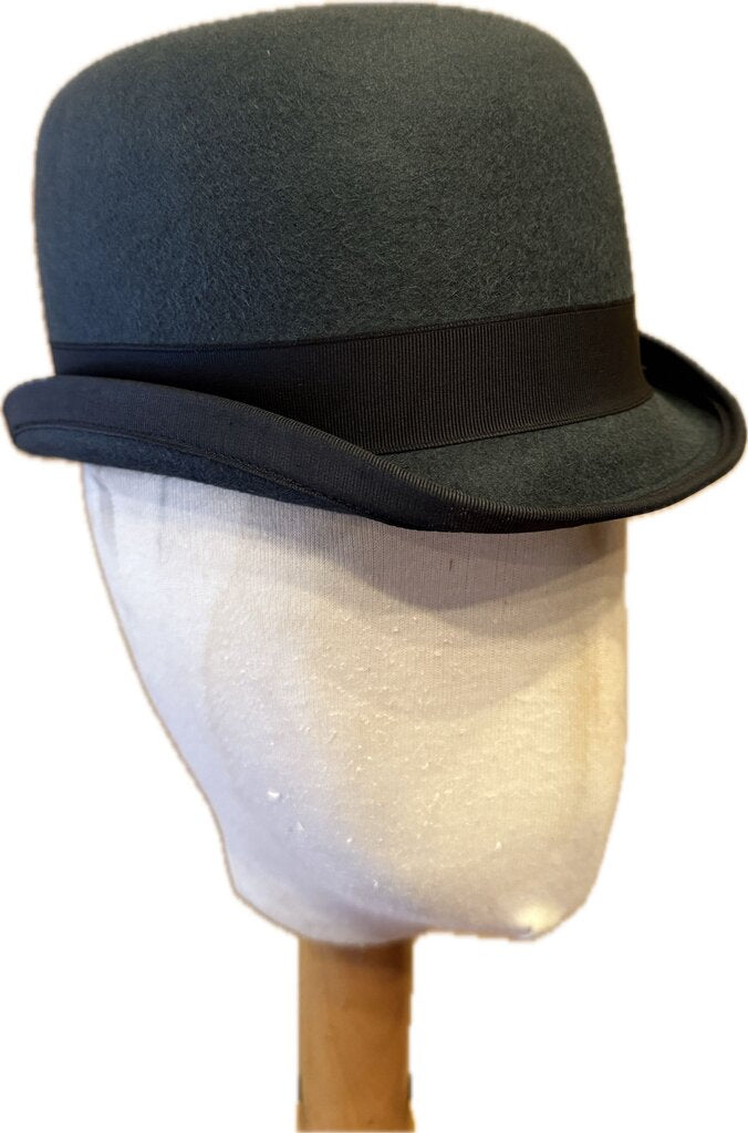 CHARCOAL GRAY BETTY BERDINE DERBY