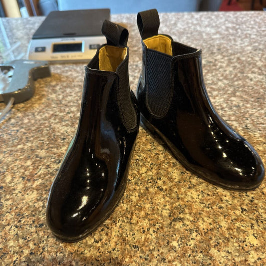 BOOTS 10.5 YOUTH BLACK PATENT