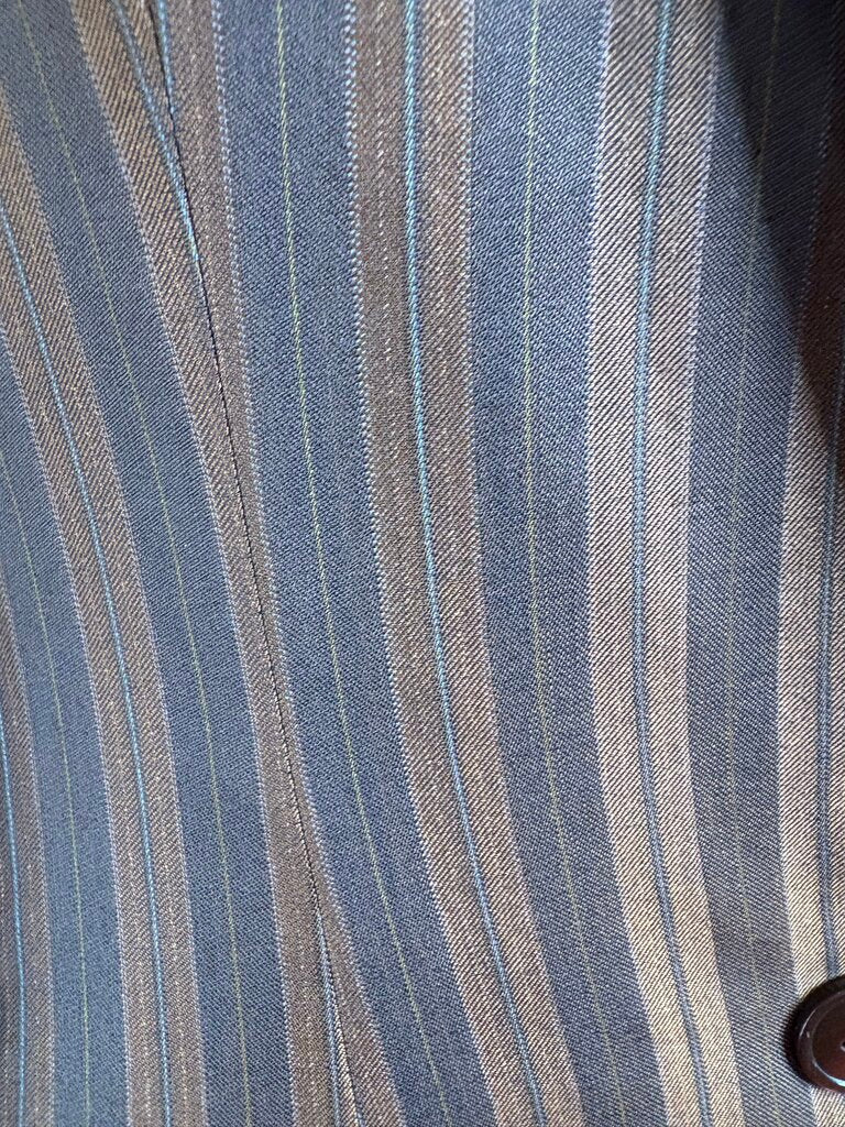 BROWN WITH BLUE STRIPE DEREGNAUCOURT DAY SUIT