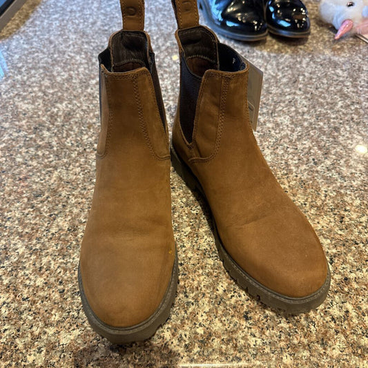 BROWN DUBLIN BOOT SIZE 8