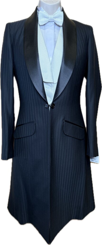 BRAND-NEW BLACK PINSTRIPE BETTY BERDINE FORMAL