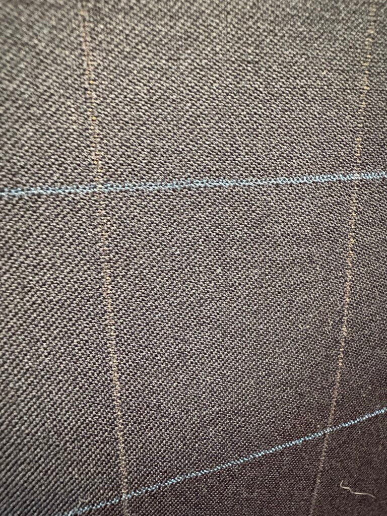 NAVY WINDOWPANE DAY SUIT WITH 2 PAIR OF JODS