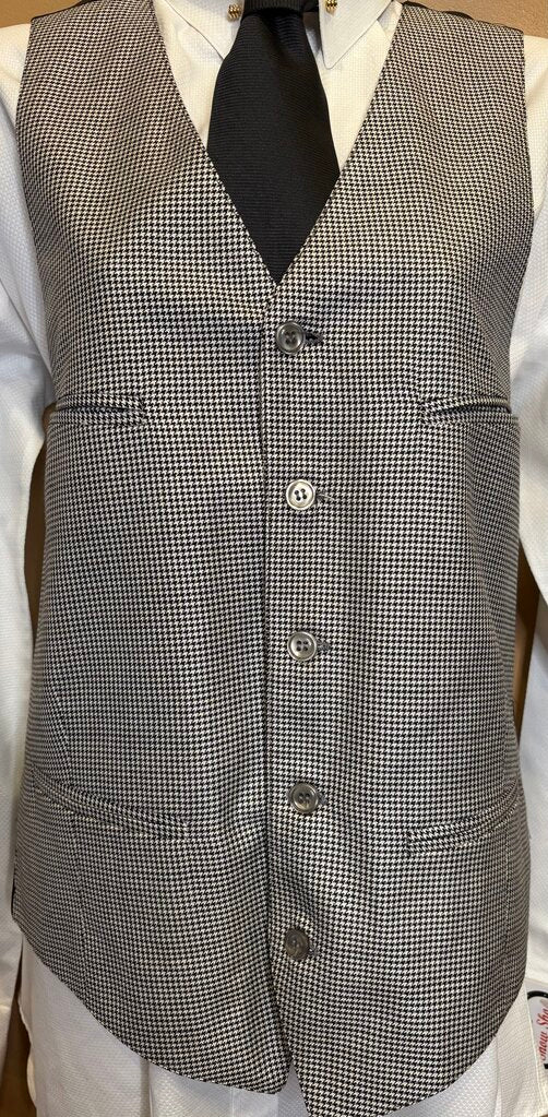 BLACK AND WHITE HOUNDSTOOTH BBROS VEST