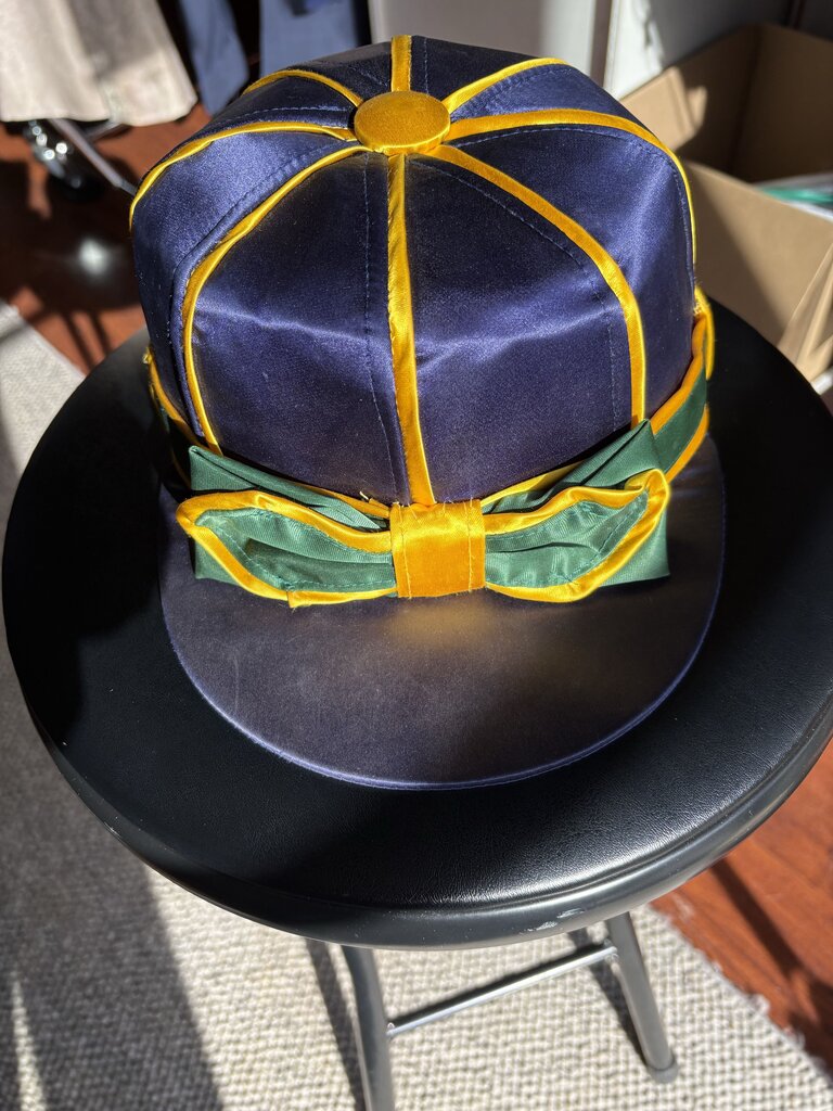 BLUE, GREEN AND YELLOW ROAD SILKS WITH MATCHING HAT