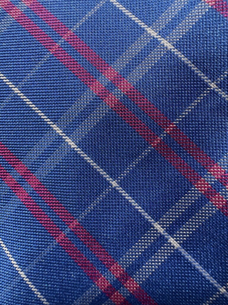 BLUE AND PINK STRIPE TIE