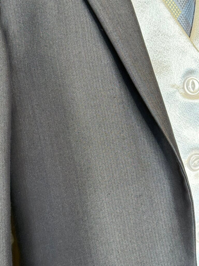 DEREG CHARCOAL GRAY DAY SUIT