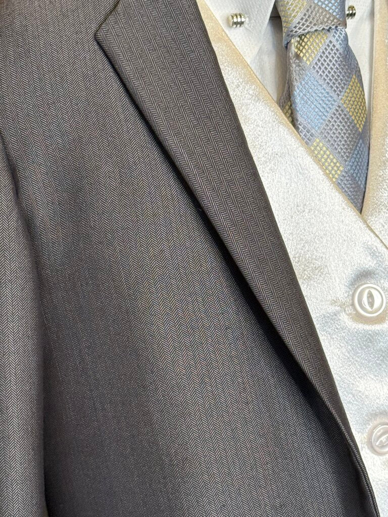 DEREG CHARCOAL GRAY DAY SUIT