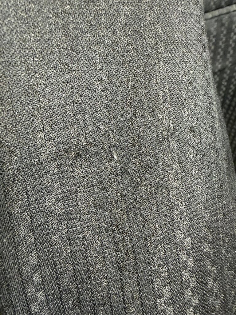 BECKER BROTHERS MEN GRAY DAY SUIT