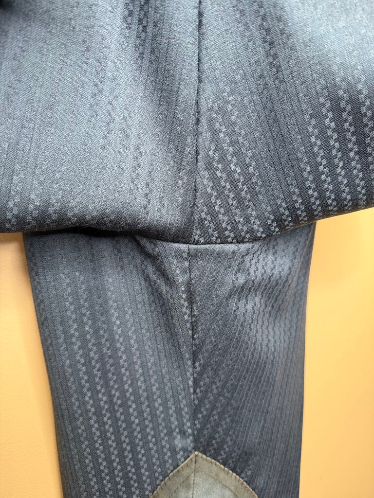 BECKER BROTHERS MEN GRAY DAY SUIT