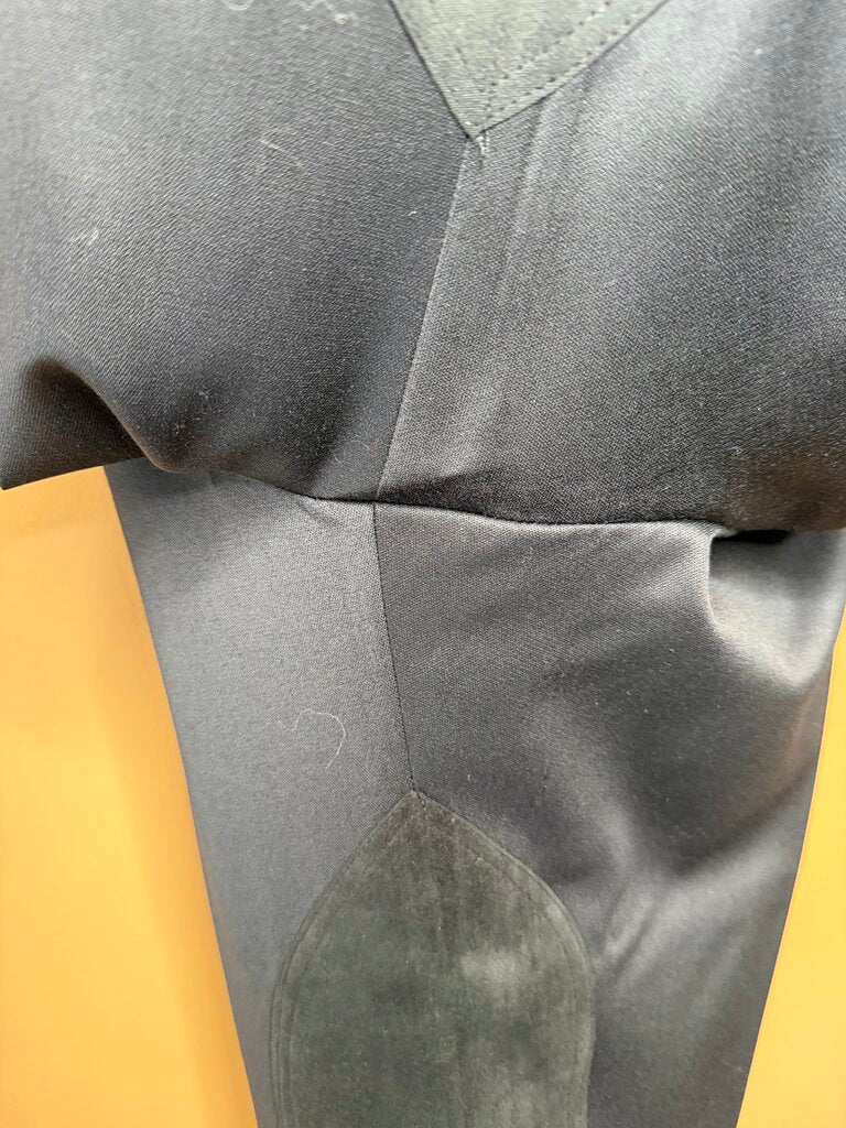 DEREG BLACK FORMAL JODS