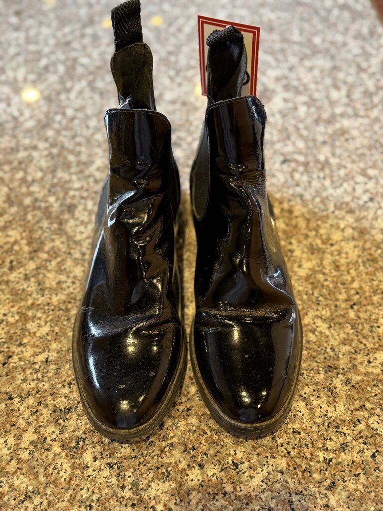 PATENT CAVALIER BOOTS BLACK SIZE 8