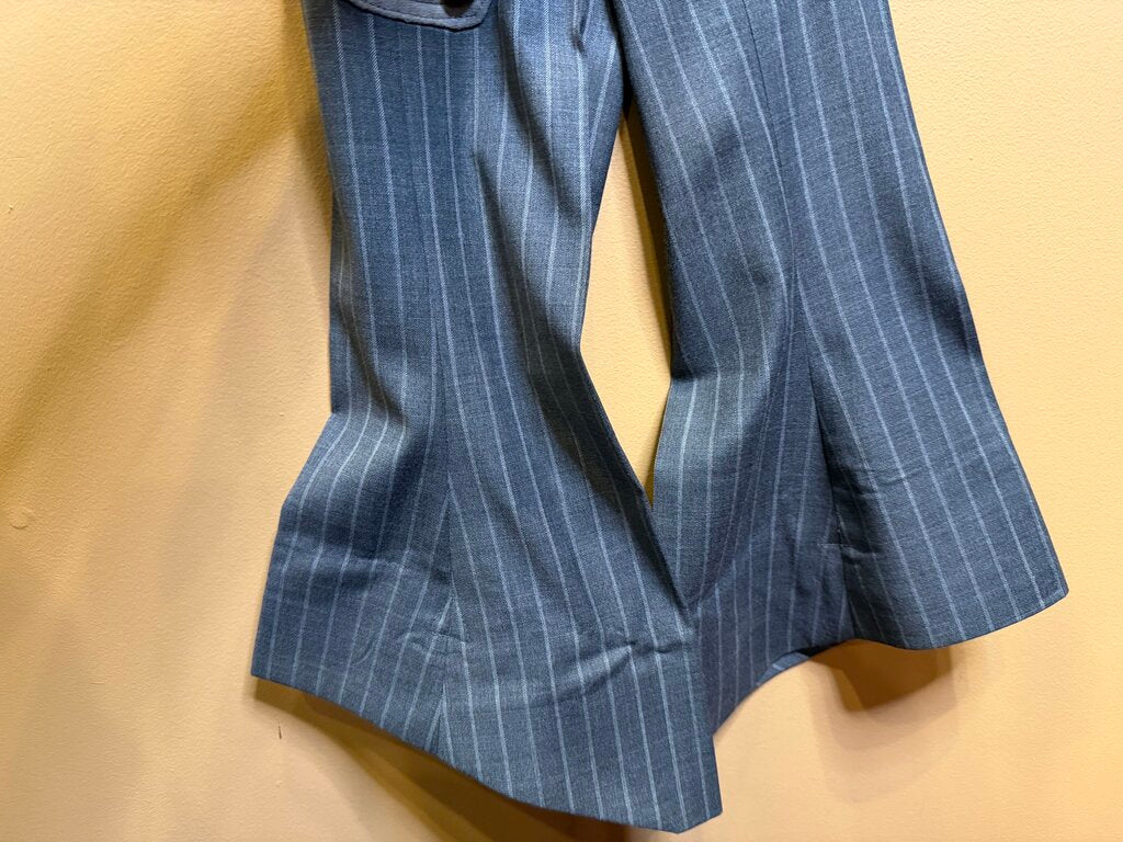 GRAY PINSTRIPE BETTY BERDINE JODS