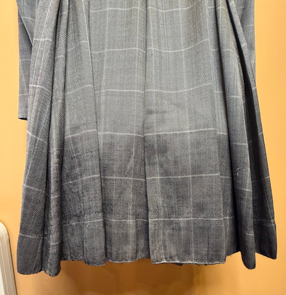 LE CHEVAL GRAY HERRINGBONE PATTERN DAY COAT