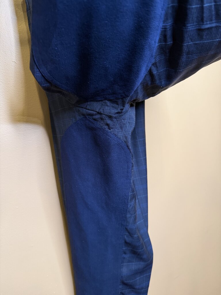 NAVY BLUE WINDOW PANNEL DAY SUIT