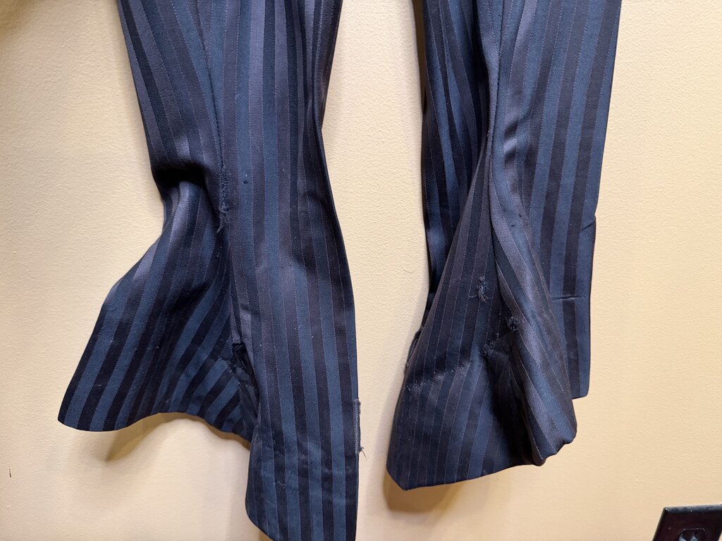 BECKER BROTHERS BROWN DAY SUIT