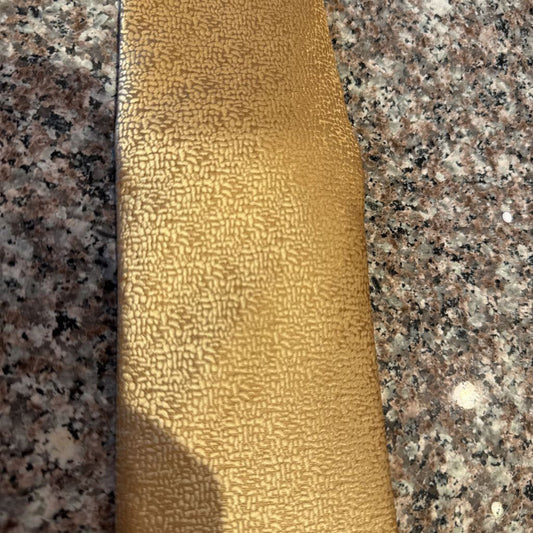 GOLD TIE