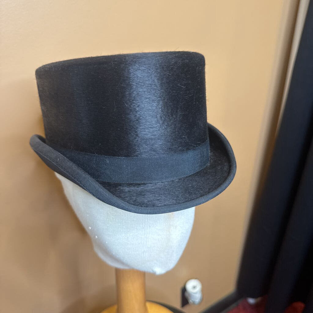 BLACK TOP HAT 6 7/8