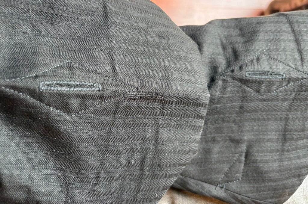 BLACK SHADOW STRIPE DEREGNAUCOURT FORMAL