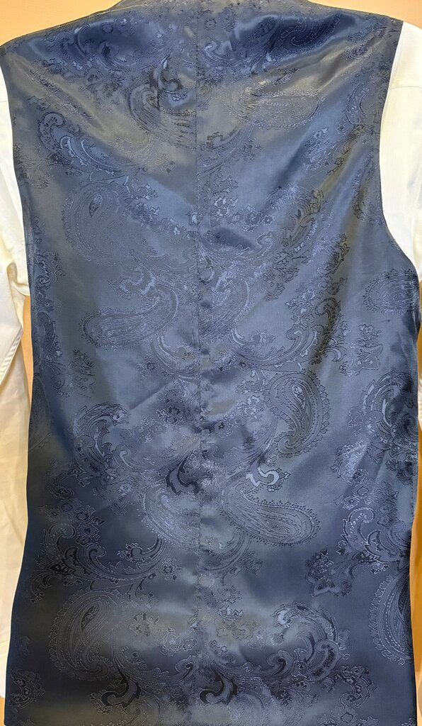 MEN'S NAVY VEST
