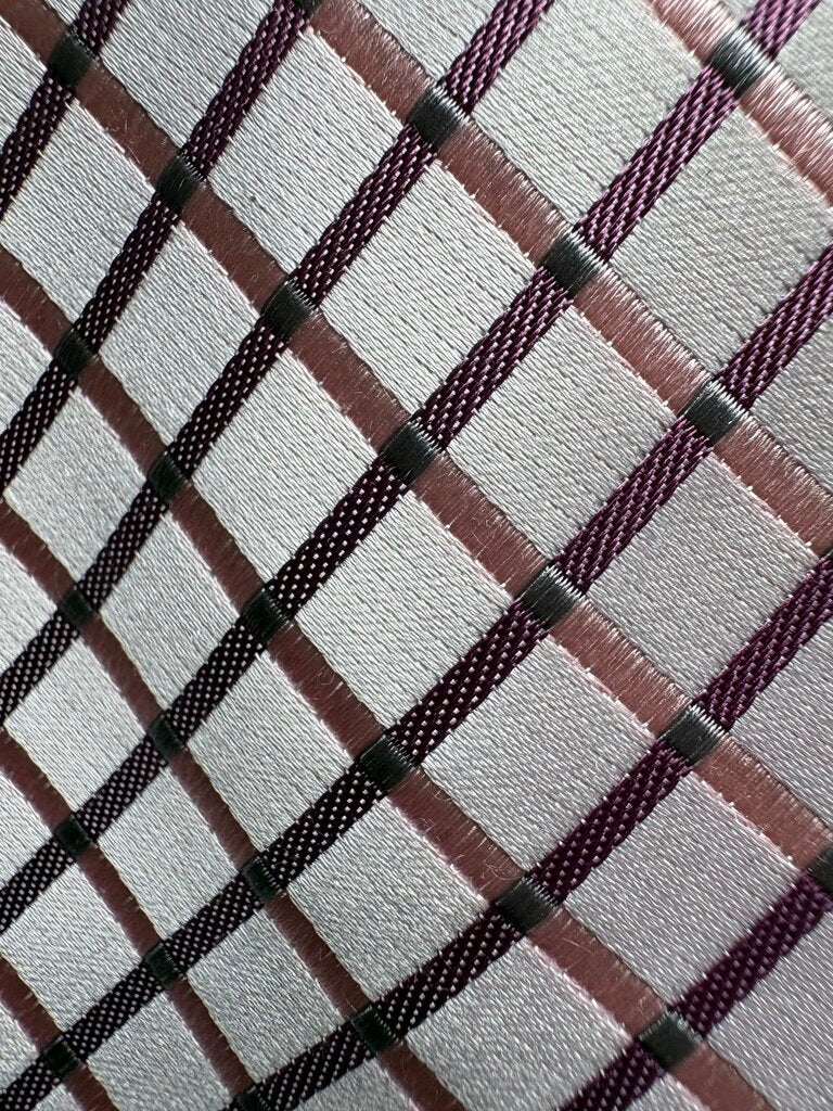 PINK PATTERN TIE