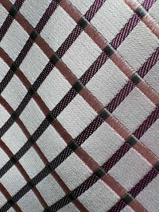 PINK PATTERN TIE