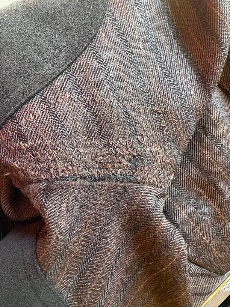 BROWN WITH GOLD STRIPE DEREGNAUCOURT JODS