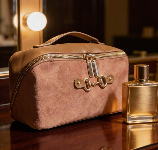EQUESTRIAN TOILETRY BAG BROWN