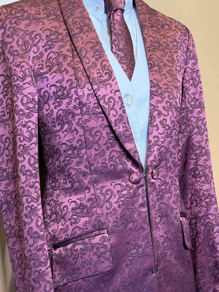 WINE BROCADE MARSHA DEARRIAGA DAY COAT WITH MATCHING TIE