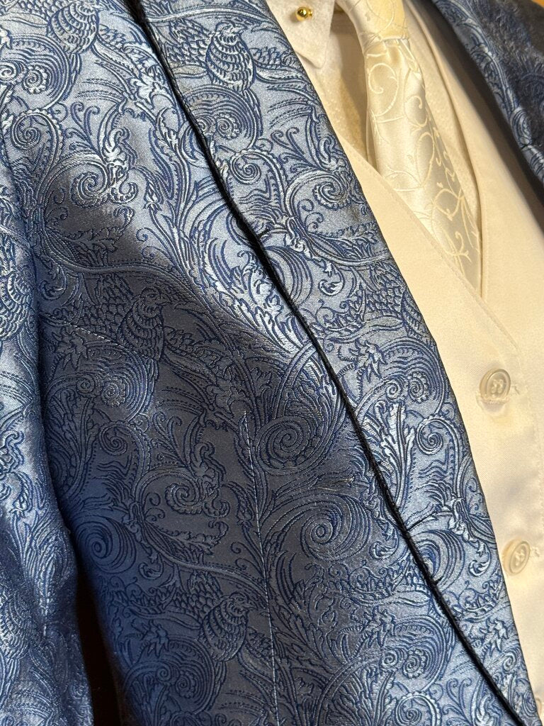 BLUE PAISLEY DEREGNAUCOURT DAY COAT