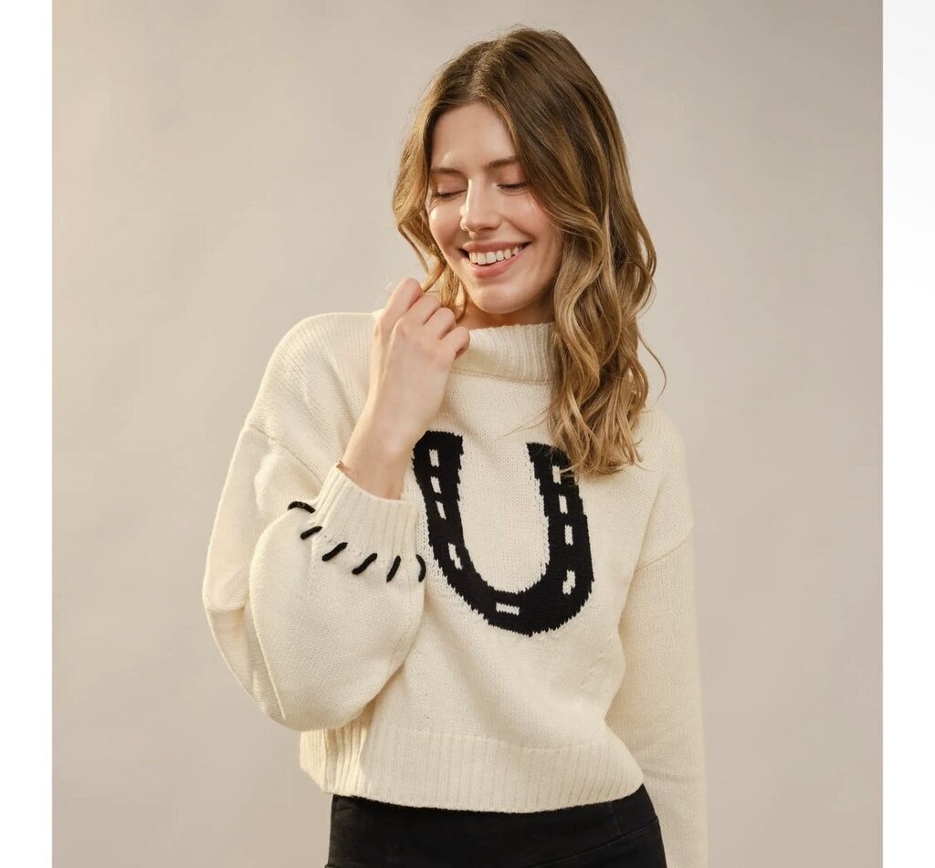 CROPPED HORSE SHOE KNIT SWEATER