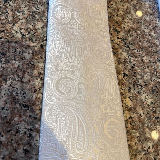 WHITE TIE PAISLEY