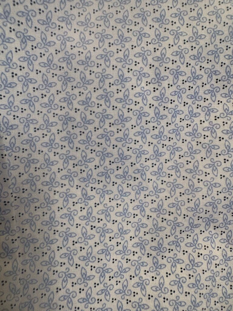 BLUE FLOWERS ELLIE MAY SHIRT