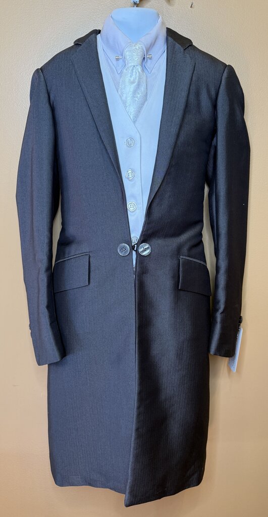 CHARCOAL GRAY HERRINGBONE WITH SHEENE DEREGNAUCOURT SUIT