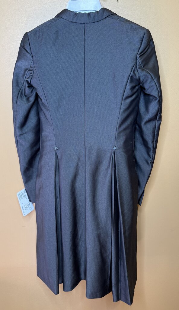 CHARCOAL GRAY HERRINGBONE WITH SHEENE DEREGNAUCOURT SUIT