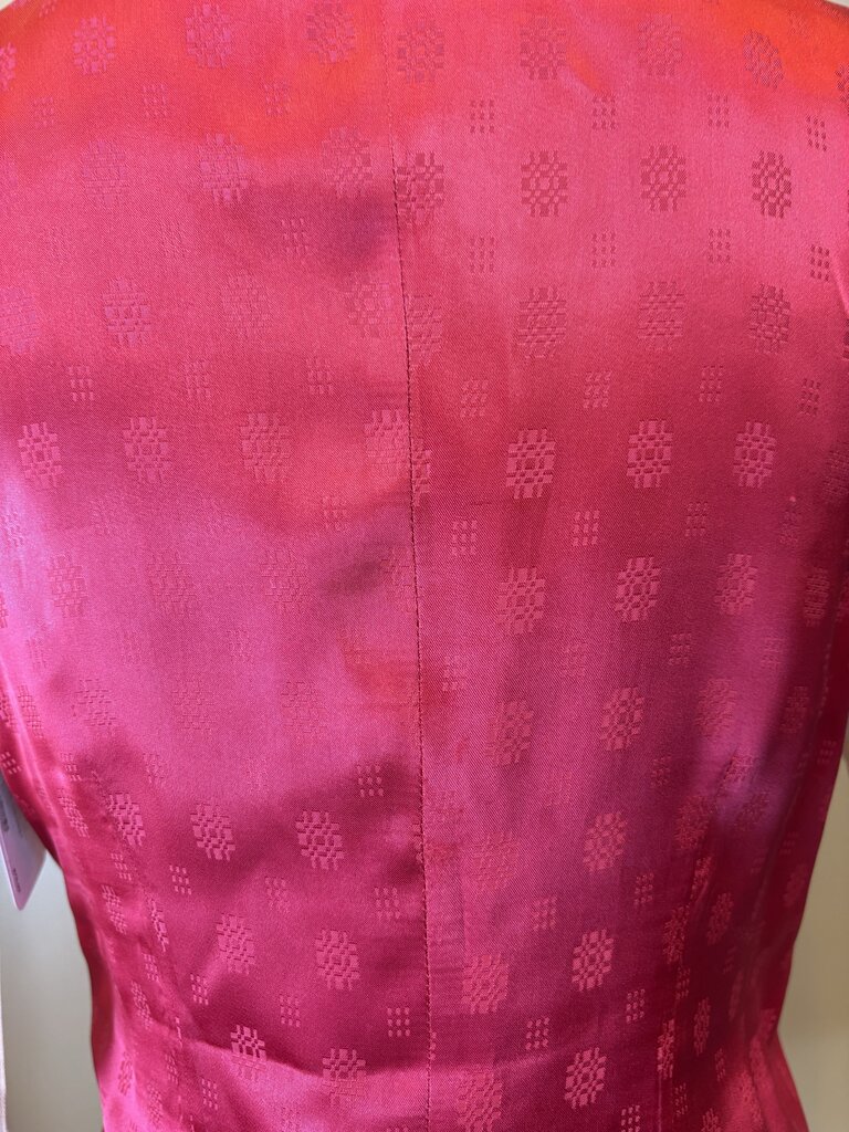 RED CM VEST