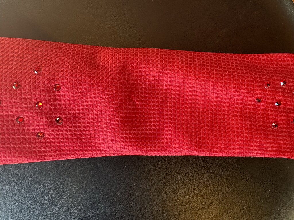 RED TIE
