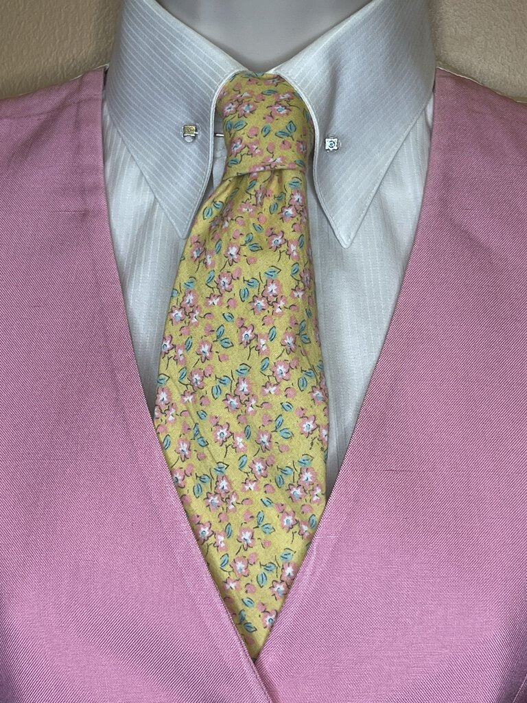 YELLOW WITH PINK FLOWERS TIE