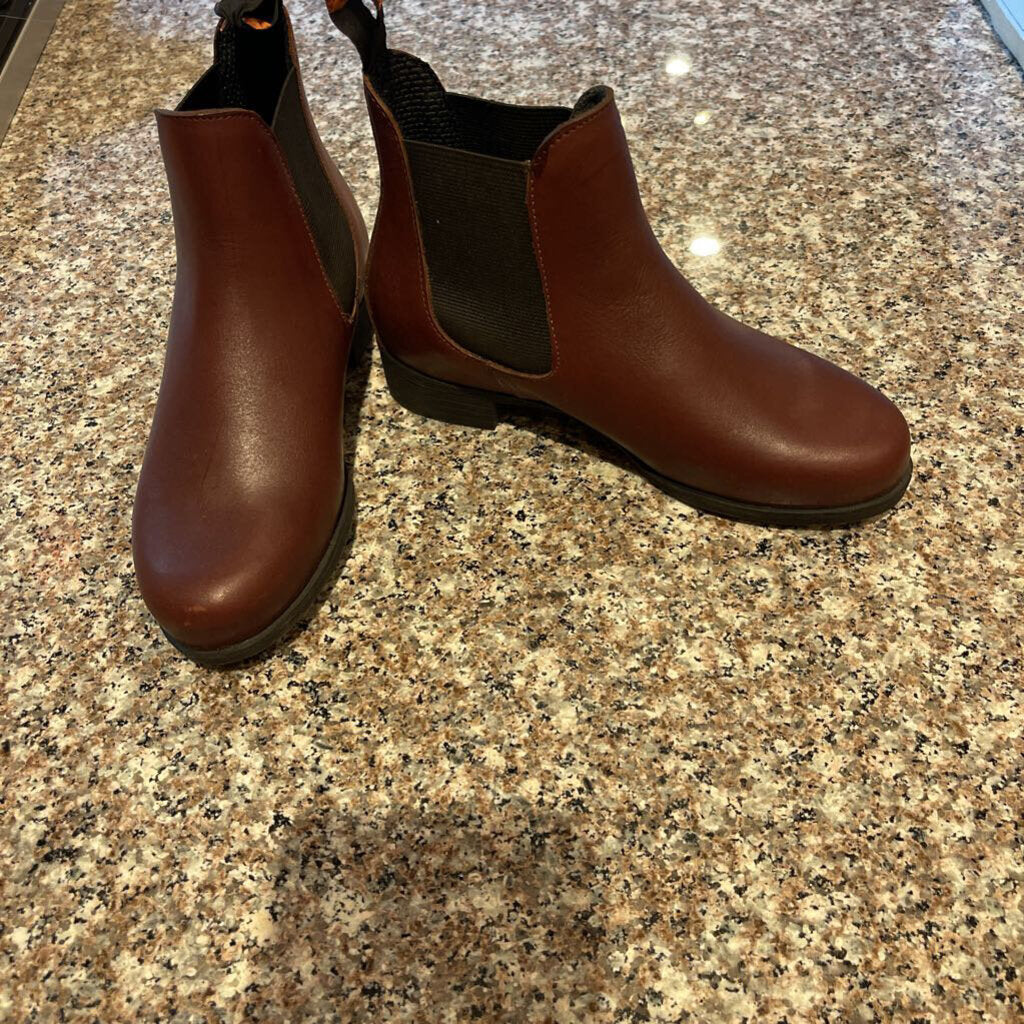 BOOTS BROWN SIZE 13 OVATION