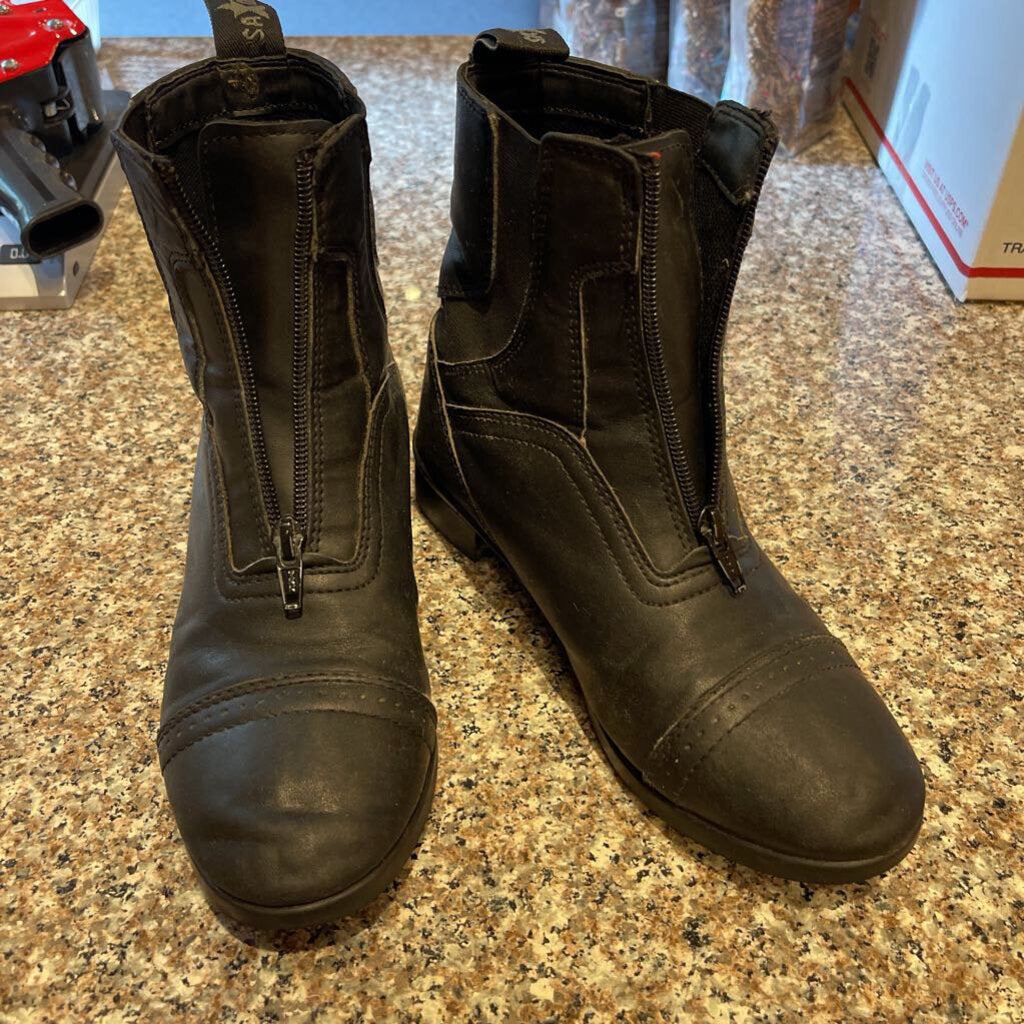 BOOTS BLACK SIZE 6 SAXTON