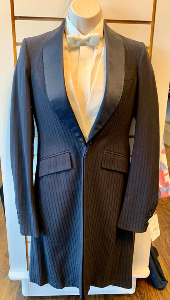 FORMAL CARL MEYERS NAVY PINSTRIPE 34