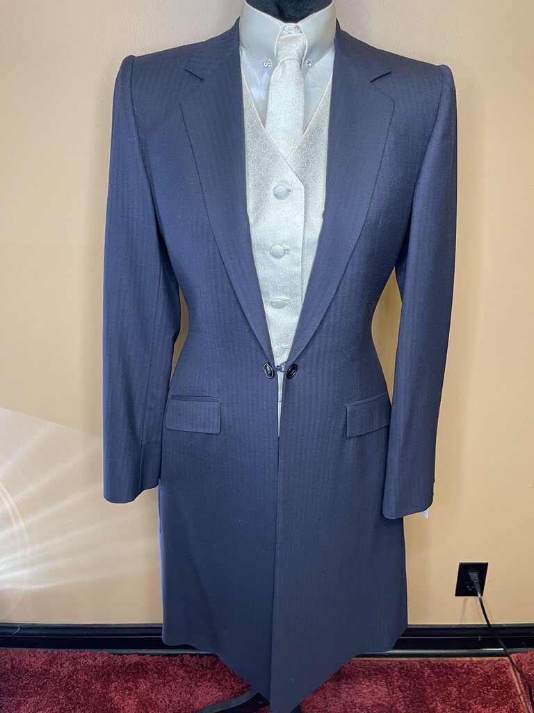 DAY SUIT NAVY HEARTMEYER 12R